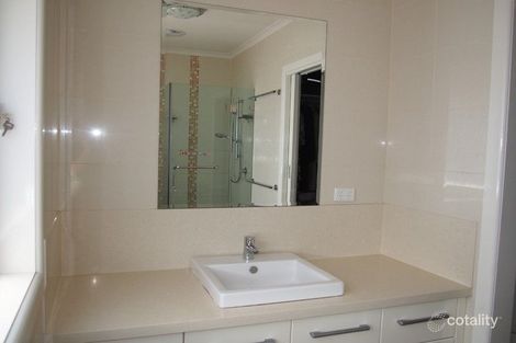 Property photo of 33 Hall Street McKinnon VIC 3204