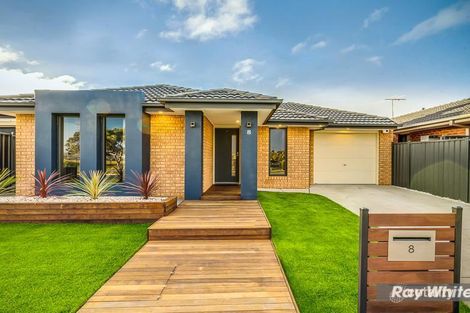 8 James Cook Dr, Truganina, VIC 3029