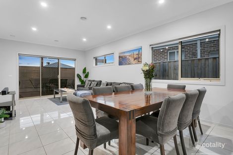 Property photo of 40 Tolkien Boulevard Officer VIC 3809