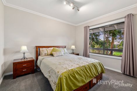 Property photo of 8 Stephen Road Wandin North VIC 3139