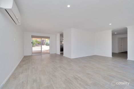 Property photo of 27 Rendell Way Koondoola WA 6064