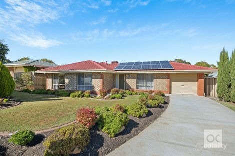 8 Gibson Ct, Woodcroft, SA 5162