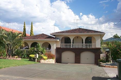 20 Duffield Ave, Beaconsfield, WA 6162