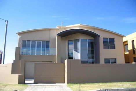 25 Little Lake Cres, Warilla, NSW 2528