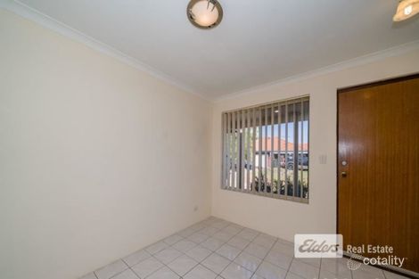 Property photo of 6 Mulloway Place Warnbro WA 6169