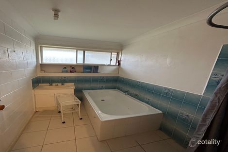 Property photo of 2/12 Gladstone Street St Albans VIC 3021