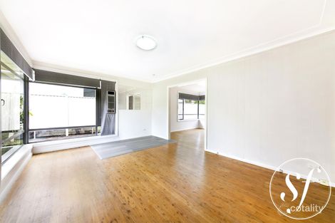 Property photo of 4 Chalet Road Kellyville NSW 2155