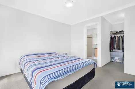 Property photo of 15 Daly Circle Langford WA 6147