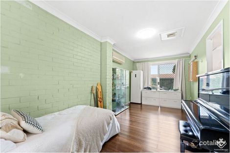 Property photo of 48 Sweetgum Street Hillcrest QLD 4118