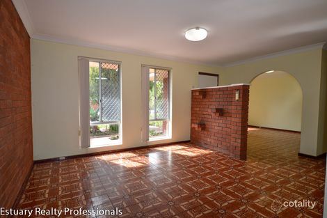 Property photo of 33 Wyeree Road Mandurah WA 6210