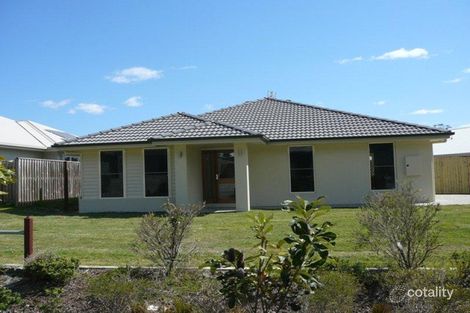 27 Spoonbill Dr, Forest Glen, QLD 4556