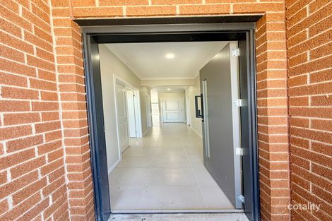 Property photo of 38 Mantis Circuit Tarneit VIC 3029