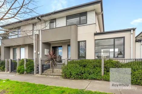 Property photo of 16 Macedon Parade Wollert VIC 3750