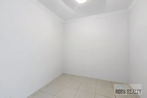 Property photo of 14 Dillwynia Bend Banksia Grove WA 6031