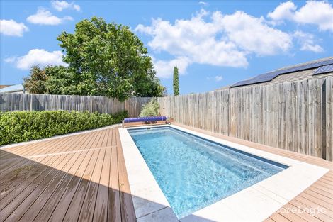 Property photo of 16 Gardiner Crescent Elderslie NSW 2570