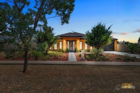 24 Highfield Way, Kurunjang, VIC 3337