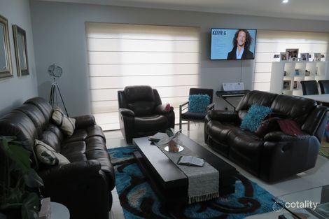 Property photo of 43 Gutmann Parkway Dalyellup WA 6230