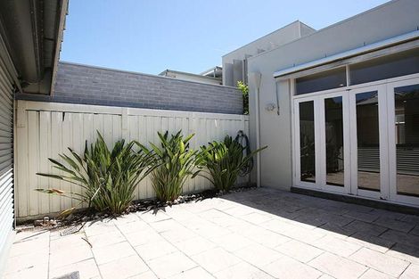 Property photo of 69 St Vincent Place South Albert Park VIC 3206