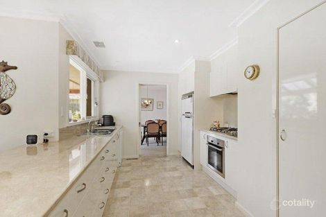 Property photo of 33 Threadbow Crescent Wheelers Hill VIC 3150