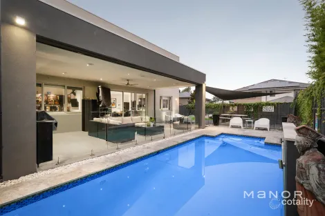 87 Arnold Ave, Kellyville, NSW 2155