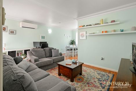 Property photo of 2 Davies Avenue Springwood NSW 2777