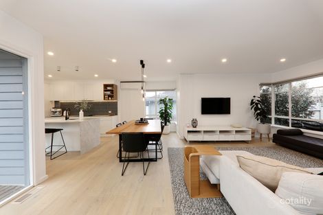 Property photo of 1/52 Eram Road Box Hill North VIC 3129