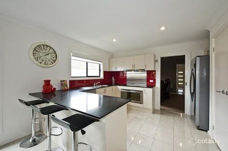 Property photo of 21 Dalrymple Way Doreen VIC 3754