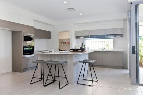 Property photo of 8 Cardwell Circuit Thornlands QLD 4164