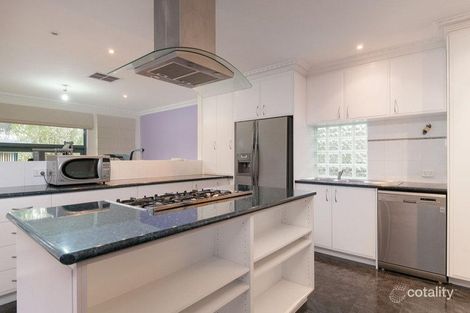 135 Hull Rd, Croydon, VIC 3136