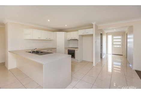 Property photo of 36 Burke And Wills Drive Gracemere QLD 4702