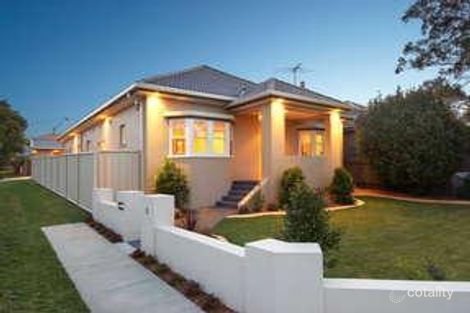 2 Phoenix Ave, Concord West, NSW 2138