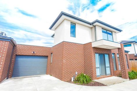 2/66 View St, Glenroy, VIC 3046