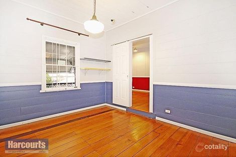 Property photo of 166 Kennigo Street Spring Hill QLD 4000