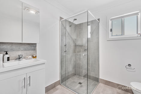 Property photo of 58 Kerry Crescent Berkeley Vale NSW 2261