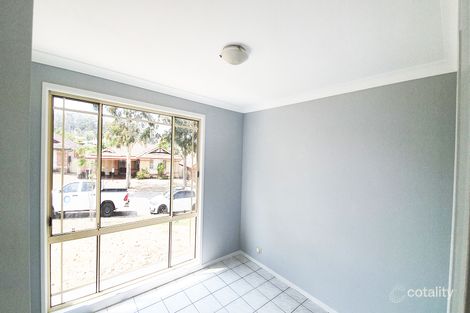 Property photo of 6 Downes Crescent Currans Hill NSW 2567