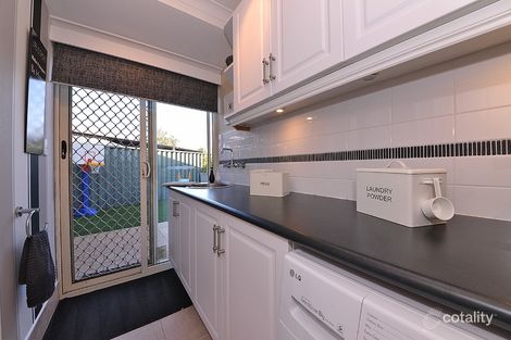 Property photo of 7 Yama Close Carramar WA 6031