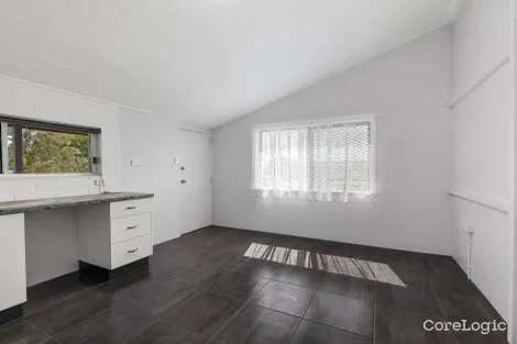Property photo of 28 Dudleigh Street Booval QLD 4304