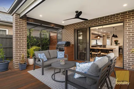 Property photo of 26 Fold Circuit Bonnie Brook VIC 3335