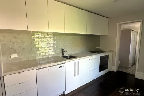 Property photo of 154 Capel Street North Melbourne VIC 3051