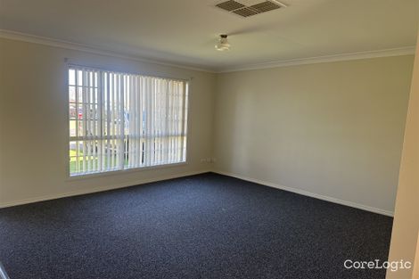 Property photo of 11 Wren Place Dubbo NSW 2830
