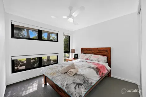Property photo of 5 Barramundi Drive Burrum Heads QLD 4659