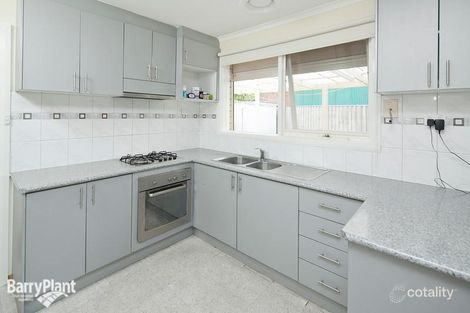 Property photo of 10 Devira Street Dandenong North VIC 3175