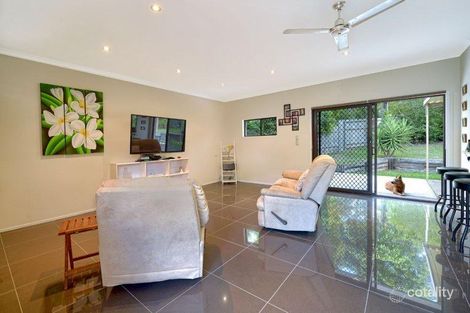 Property photo of 16 Halbury Court Helensvale QLD 4212