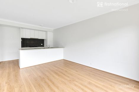 Property photo of 7 Locust Circuit Tarneit VIC 3029