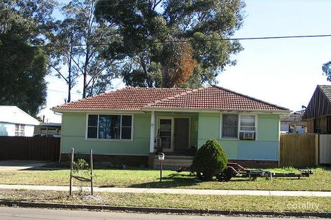 33 Van Dieman Cres, Fairfield West, NSW 2165