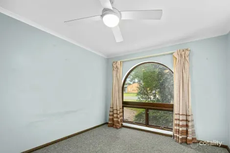 Property photo of 6 Bradman Court Morphett Vale SA 5162
