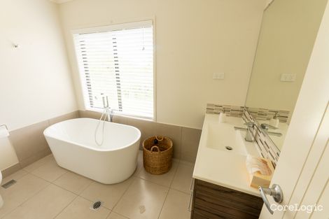 Property photo of 96 Fitzroy Crescent Agnes Water QLD 4677