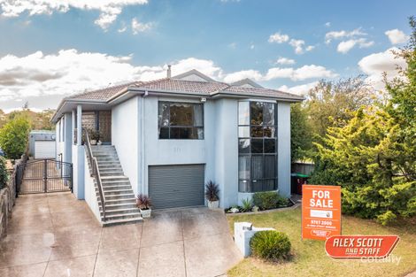 62 Warrawong Dr, Berwick, VIC 3806