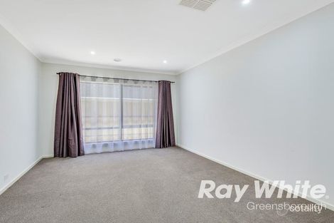 Property photo of 42 Strathalbyn Chase Wollert VIC 3750