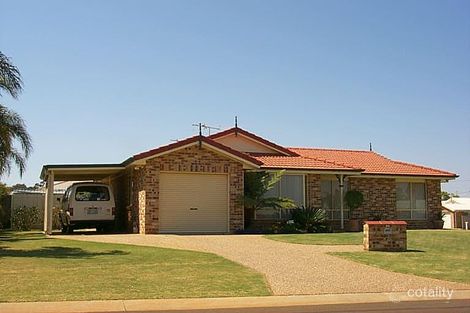 49 Gainsborough Dr, Glenvale, QLD 4350